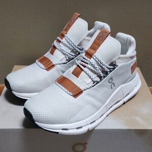 On Running Women's Platform Shoes - Gray and Tan